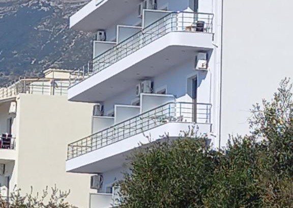Himare Hotel | Hotel Prinos