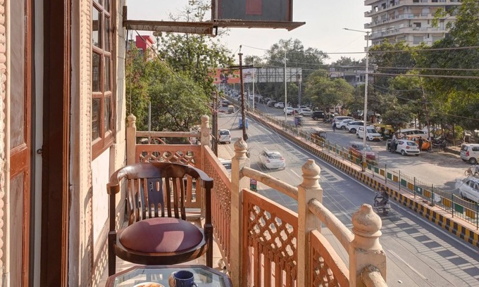 Ghaziabad Hotel | Hotel Prithvi palace
