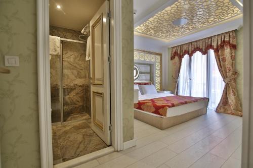 Cagaloglu Hotel | Hotel Queens Land