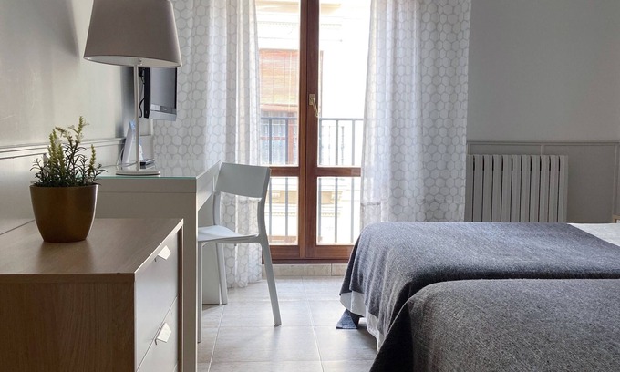 Zaragoza Old Town Hotel | Hotel Río Arga