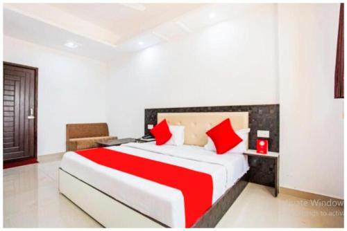 Haridwar Hotel | Hotel Raj Ganga Haridwar -Fully Air conditioning With #Wi-Fi #Parking #Lift #Resturant - Near Har Ki Pauri Ganga Ghat And Mansa Devi Temple -Best Hotel In Haridwar