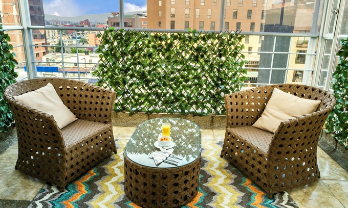 Quinta Paredes Hotel | Hotel Regency Suites La Feria