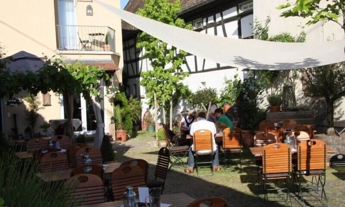 Wallau Hotel | Hotel Restaurant Alter Hof
