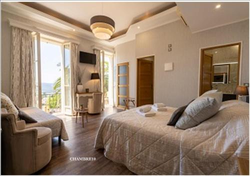 Bormes-Les-Mimosas Hotel | Hotel Restaurant Bellevue