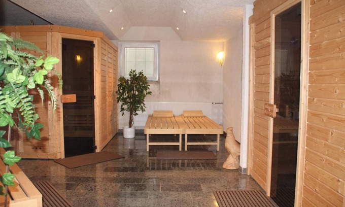 Hanau Hotel | HOTEL RIESENJunior by Trip Inn