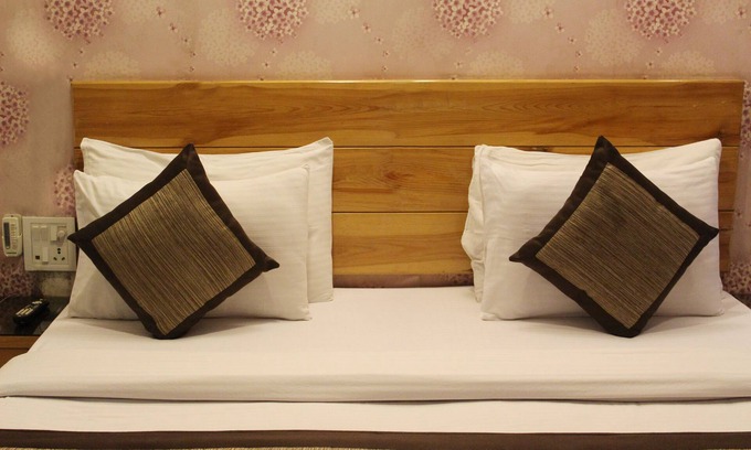 Okhla Hotel | Hotel River view