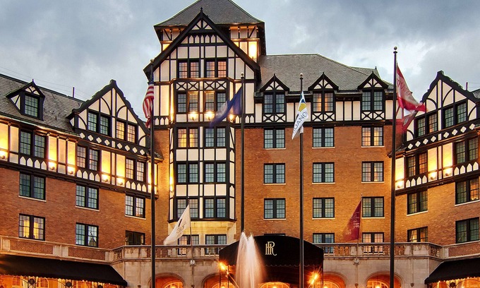 Roanoke Hotel | Hotel Roanoke & Conference Ctr, Curio Collection by Hilton
