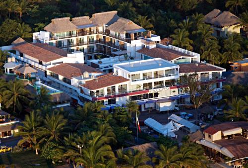 Brisas de Zicatela Hotel | Hotel Rockaway
