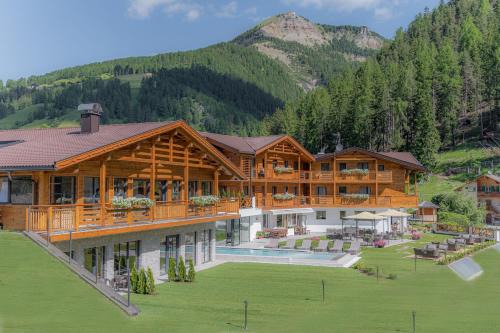 Selva di Val Gardena Hotel | Hotel Rodella