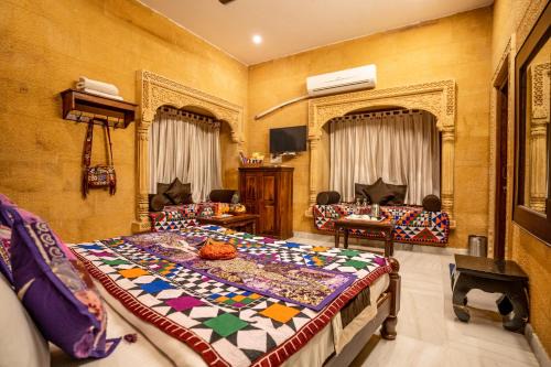 Amar Sagar Pol Hotel | Hotel Royal Villa Jaisalmer