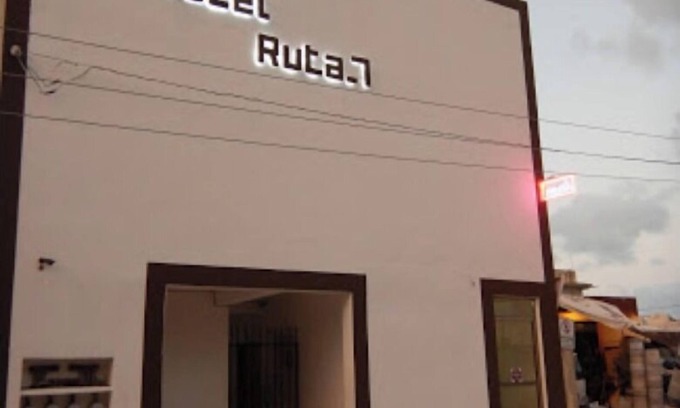 Downtown Cancun Hotel | Hotel Ruta 7