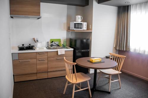 Naniwa Apartment | Hotel S-Presso West