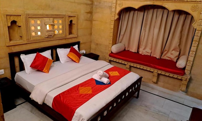 Amar Sagar Pol Hotel | Hotel Samar Villa Jaisalmer