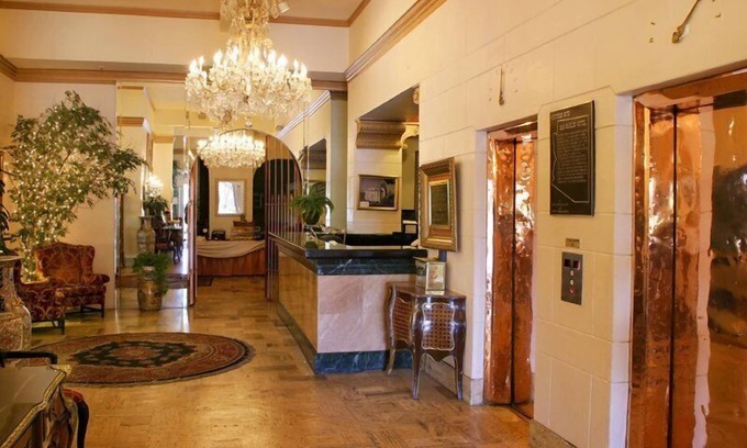 Downtown Phoenix Hotel | Hotel San Carlos - Downtown Convention Center