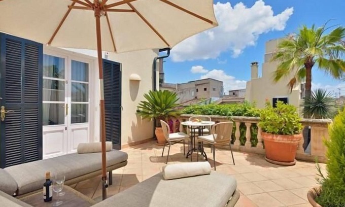 La Llotja-Born Hotel | Hotel San Lorenzo - Adults Only