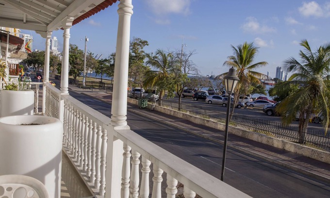 Cartagena Walled City Hotel | Hotel Santa Cecilia B&B