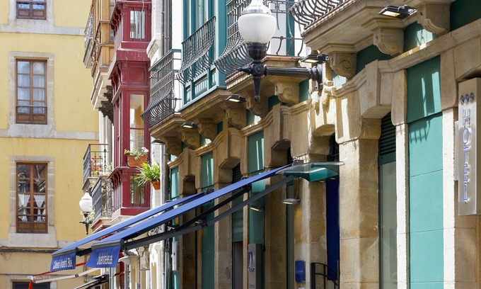 Gijon City Centre Hotel | Hotel Santa Rosa, Blue Hoteles