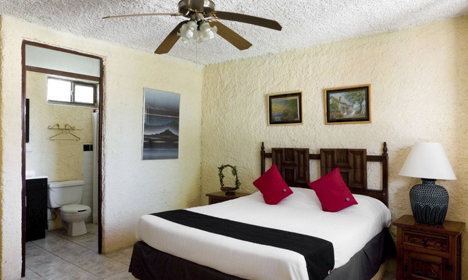 General Cepeda Hotel | Hotel Santa Rosa