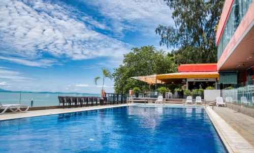 Tanjung Bungah Hotel | Hotel Sentral Seaview @ Beachfront