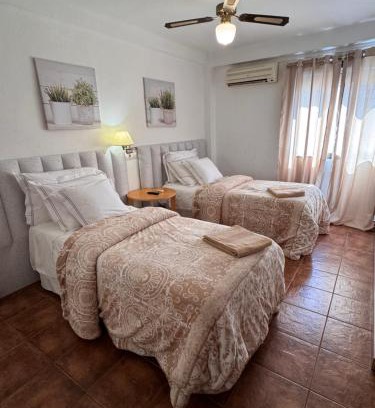 Arroyo de la Miel House | Hotel Serramar