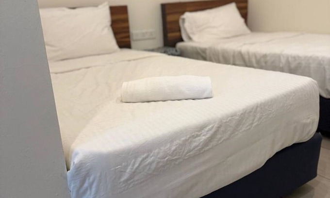 Gelang Patah Hotel | Hotel Shlyo