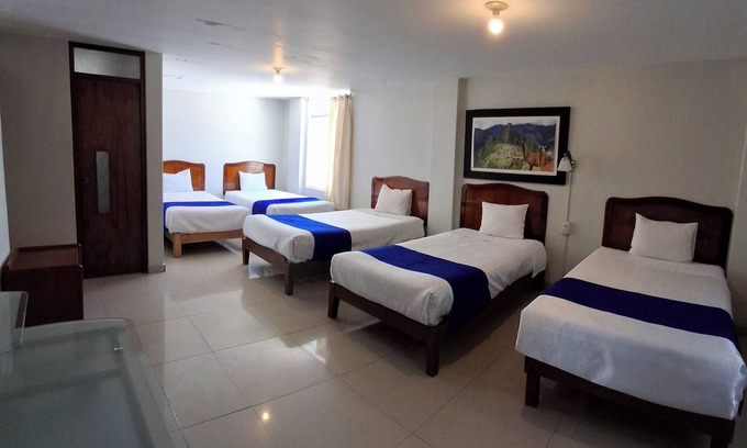 Historical Center Hotel | Hotel Sideral - Cochera