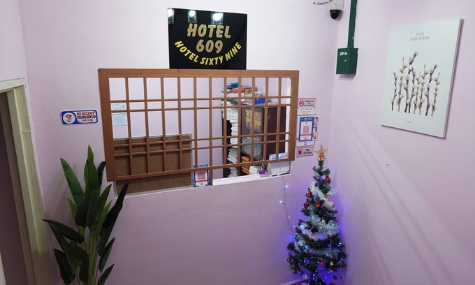 Taman Desa Tebrau Hotel | Hotel Sixty Nine