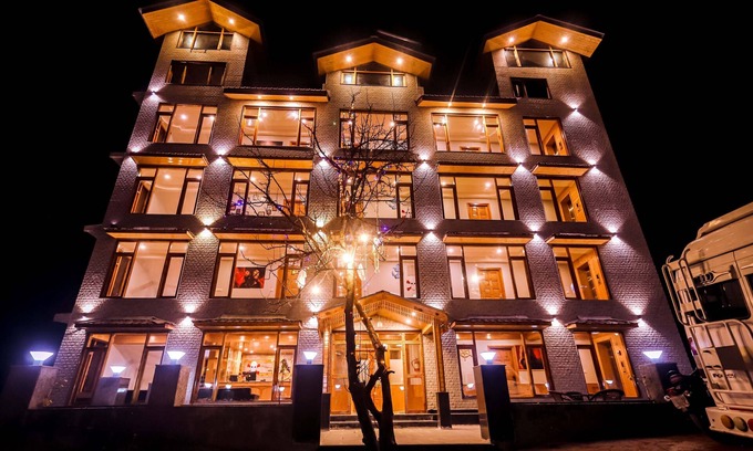 Manali Hotel | Hotel Smugglers