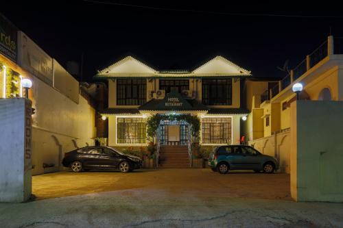 Bhimtal Hotel | Hotel Spring Birds