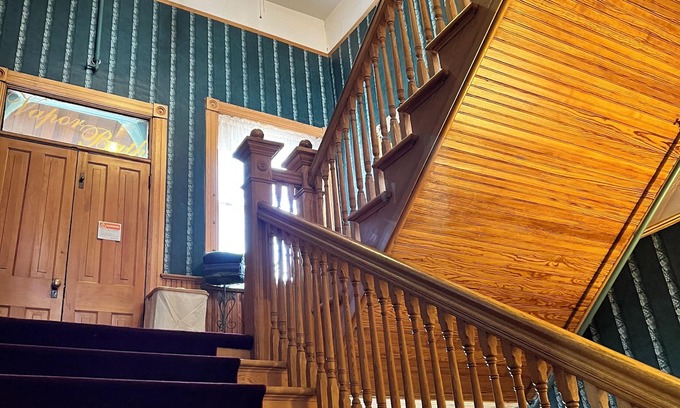 Cripple Creek Bed & Breakfast | Hotel St. Nicholas