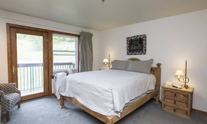 Whitefish Hotel | Hotel Style Room with Ski-In/Ski-Out Access