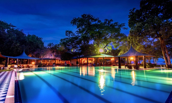 New Town Hotel | Hotel Sudu Araliya