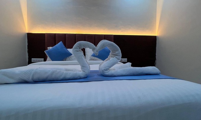 Andheri East House | hotel surya grand
