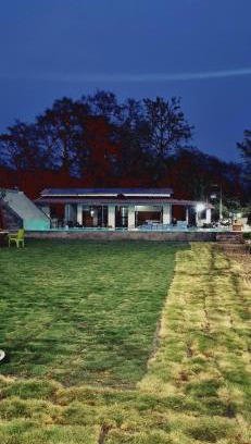 Mayapur Hotel | Hotel Surya Inn