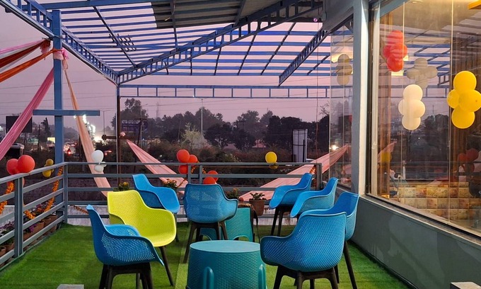 Mayapur Hotel | Hotel Surya Inn
