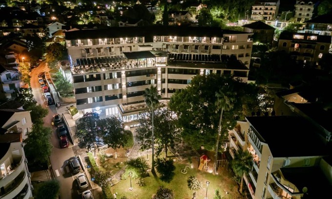 Herceg Novi Hotel | HOTEL TALIA