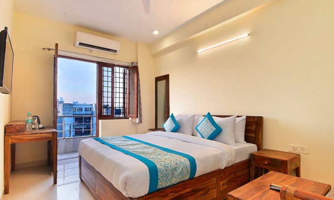 Noida Hotel | Hotel The York