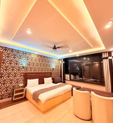 Lansdowne Hotel | Hotel Tirupati