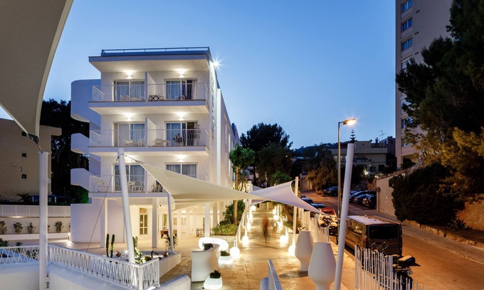 Peguera Hotel | Hotel Tora