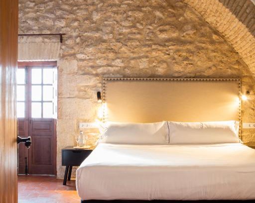 San Ambrosio Hotel | Hotel Tugasa Convento San Francisco