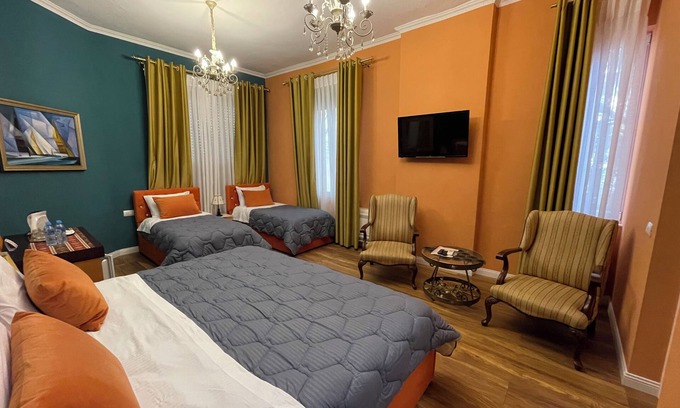 Tirana Hotel | Hotel Vila 15 - Center