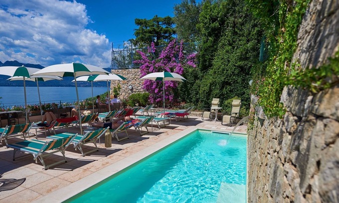 Torri del Benaco Hotel | Hotel Villa Carlotta