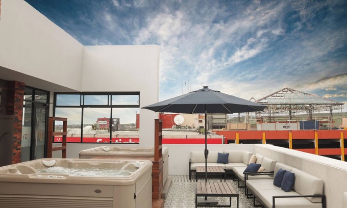 Centro Hotel | Hotel Wellintown