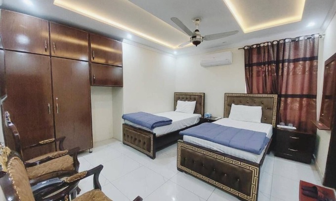 Johar Town Hotel | Hotel White Pearl