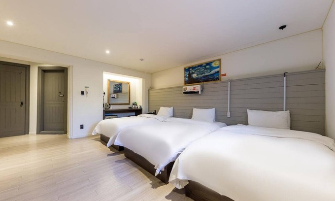 Cheongju Hotel | HOTEL YaJa West Gate