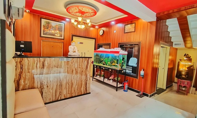 Varanasi Hotel | Hotel Yash Residency Assi Ghat & Bhu