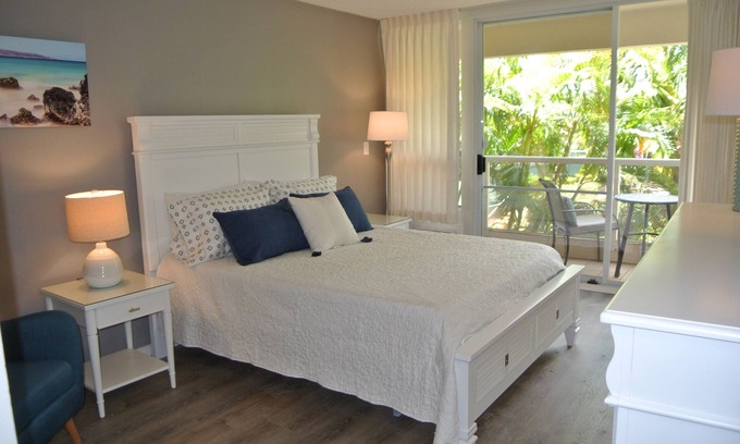 Kihei Condo | Hotel Zoned Studio STV Rental in Beautiful So Kihei. Just Steps to the Beach!