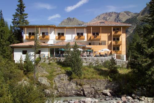 Martello Hotel | Hotel zum See