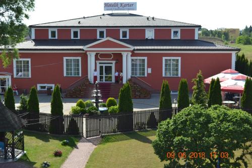 Wlochy Hotel | Hotelik Karter