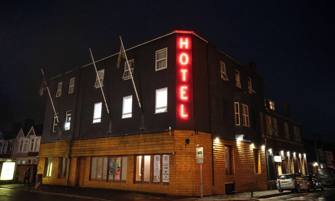 Newport Hotel | Hotels 247